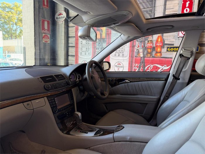 2005 Mercedes-Benz E-Class E350 Elegance