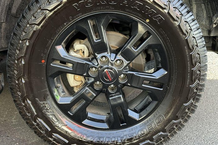 2022 Nissan Navara PRO-4X