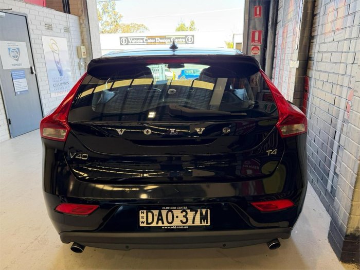 2015 Volvo V40