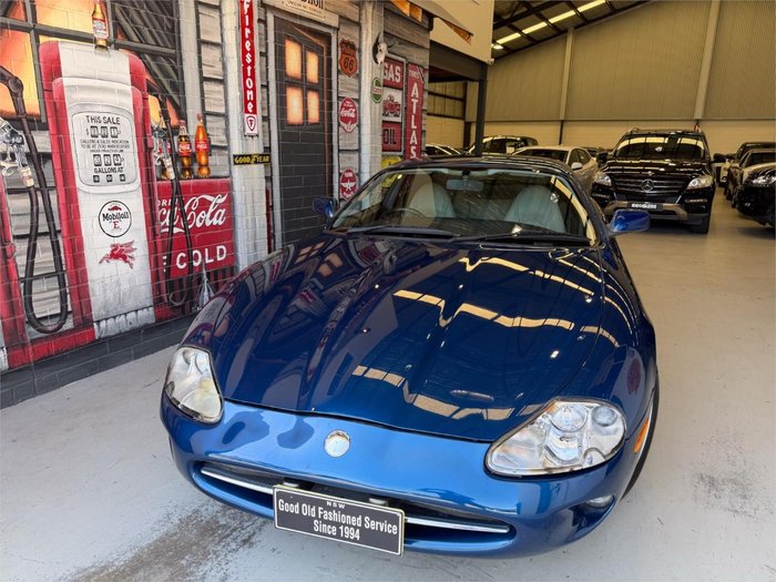 1997 Jaguar XK8