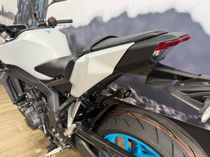 2025 Yamaha 2025 YAMAHA 890cc MT09ASPS GREY