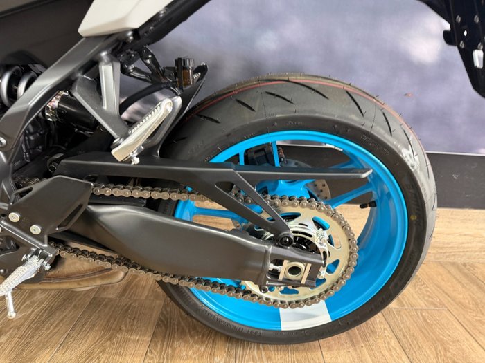 2025 Yamaha 2025 YAMAHA 890cc MT09ASPS GREY