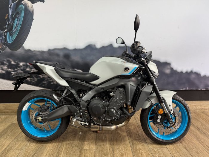 2025 Yamaha 2025 YAMAHA 890cc MT09ASPS GREY