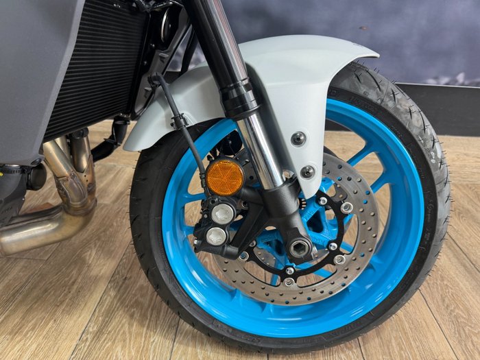 2025 Yamaha 2025 YAMAHA 890cc MT09ASPS GREY