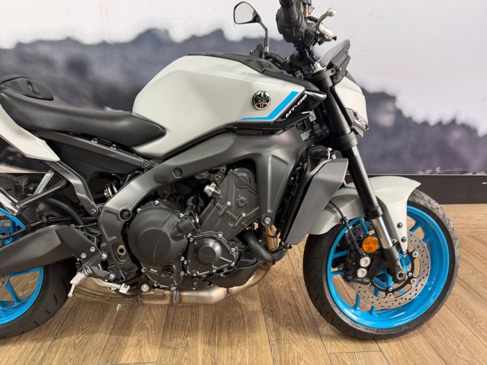 2025 Yamaha 2025 YAMAHA 890cc MT09ASPS GREY