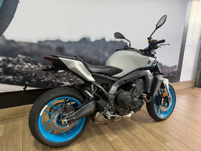 2025 Yamaha 2025 YAMAHA 890cc MT09ASPS GREY