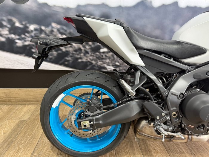 2025 Yamaha 2025 YAMAHA 890cc MT09ASPS GREY