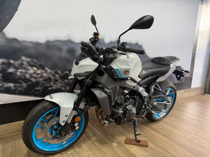 2025 Yamaha 2025 YAMAHA 890cc MT09ASPS GREY