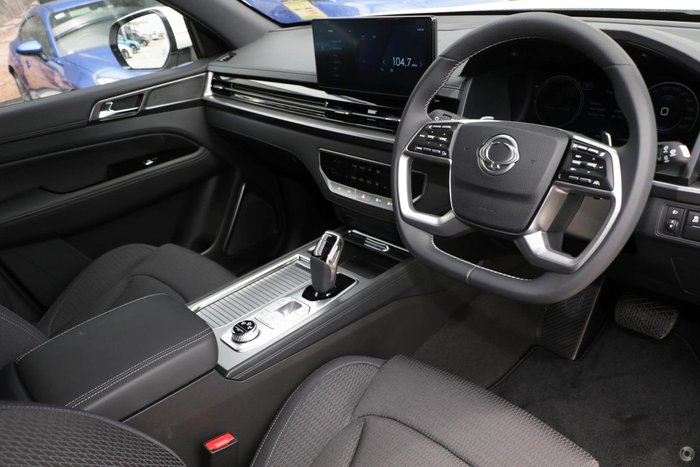 2025 KGM Rexton ELX