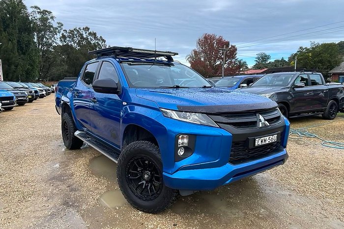 2022 Mitsubishi Triton GLX+