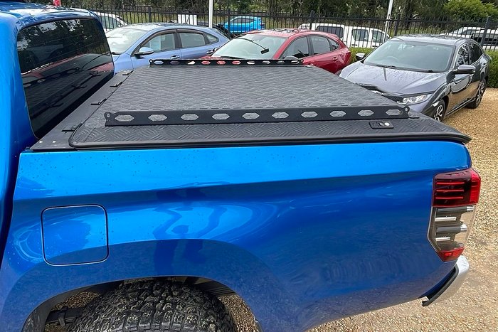 2022 Mitsubishi Triton GLX+