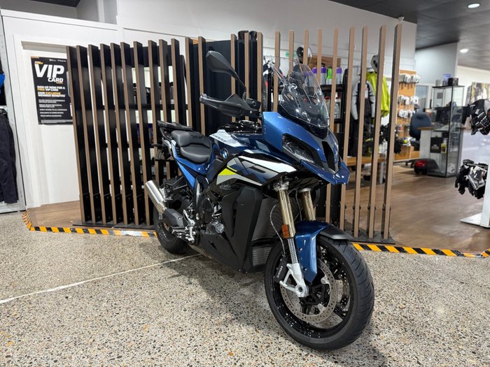 2025 BMW Motorrad S 1000 XR GRAVITY BLUE METALLIC