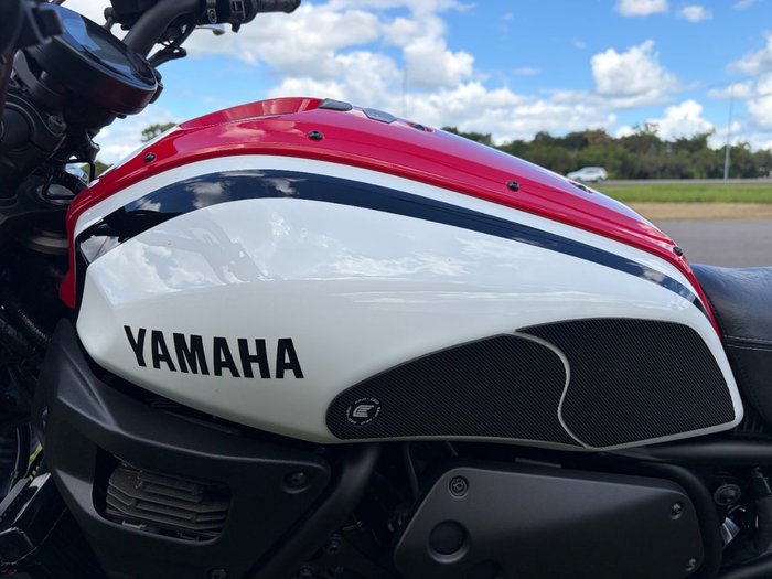 2021 YAMAHA XSR700 White