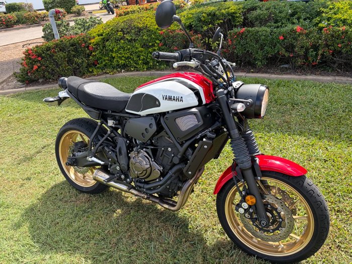 2021 YAMAHA XSR700 White