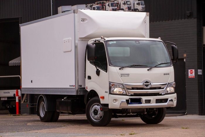 2025 Hino 300 Series 921