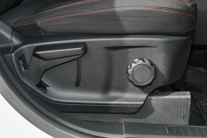 2022 Ford Escape ST-Line