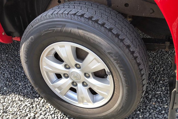 2014 Mitsubishi Triton GLX