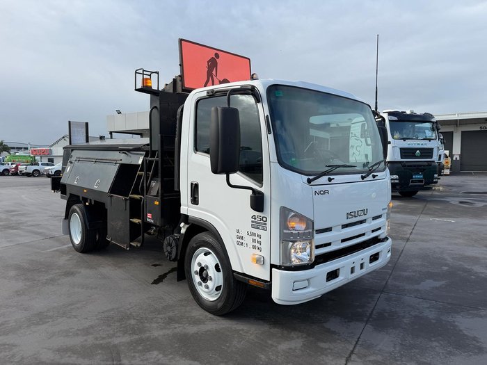 2011 Isuzu N Series