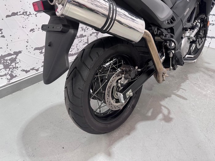 2015 Suzuki V-Strom 650XT (DL650XA) V-Strom Grey