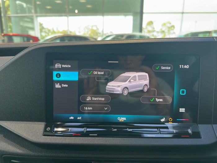 2025 Volkswagen Caddy TSI220