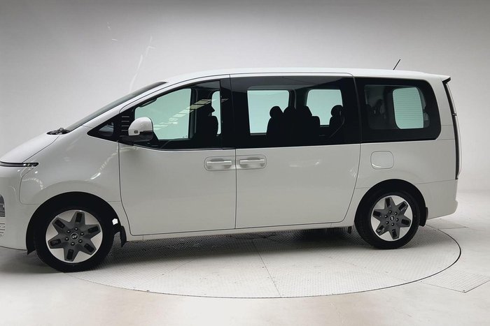 2022 Hyundai STARIA