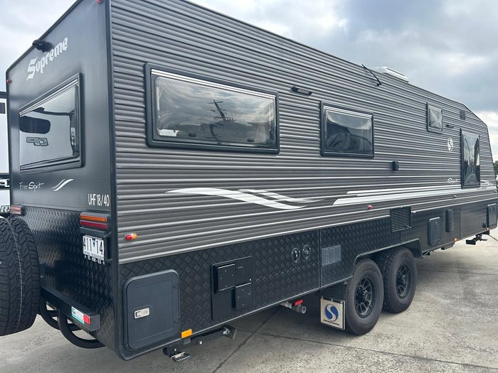 2022 Supreme Supreme Spirit 24 Foot Rear Club