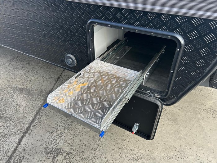 2022 Supreme Supreme Spirit 24 Foot Rear Club