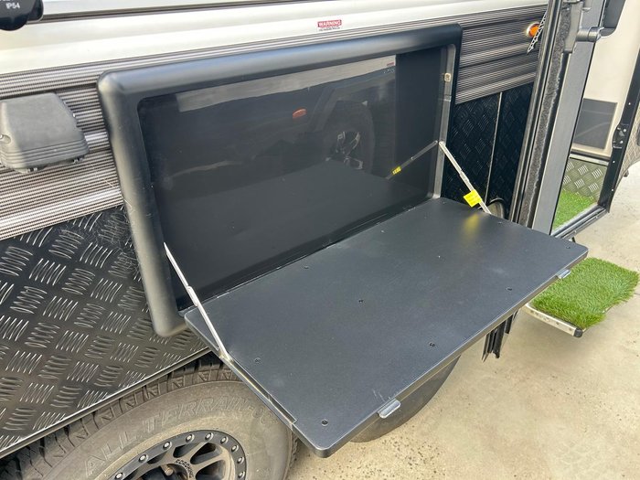 2022 Supreme Supreme Spirit 24 Foot Rear Club