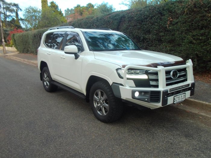 2021 Toyota Landcruiser VX