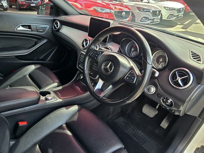 2015 Mercedes-Benz CLA-Class CLA200