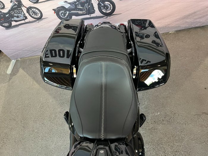 2025 HARLEY-DAVIDSON FLTRX ROAD GLIDE (117)