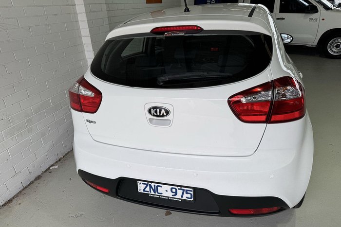 2013 Kia Rio S UB MY13 Clear White