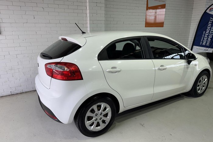 2013 Kia Rio S UB MY13 Clear White
