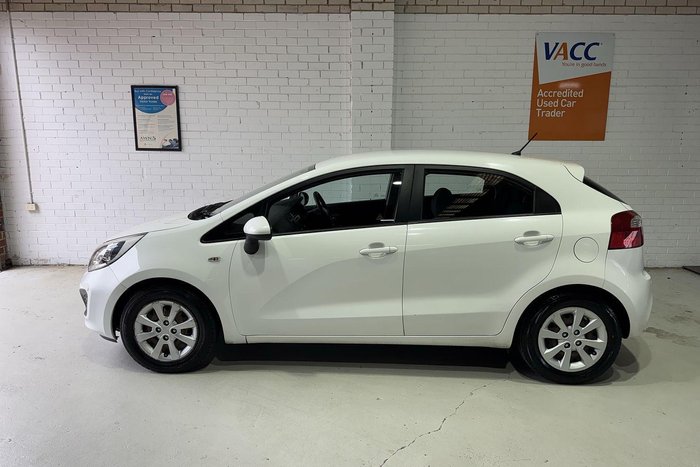 2013 Kia Rio S UB MY13 Clear White
