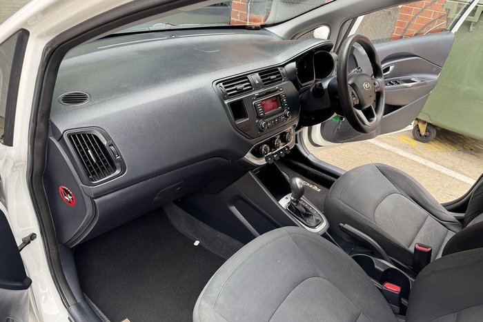 2013 Kia Rio S UB MY13 Clear White