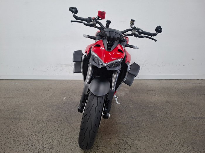 2022 DUCATI STREETFIGHTER V2 Red