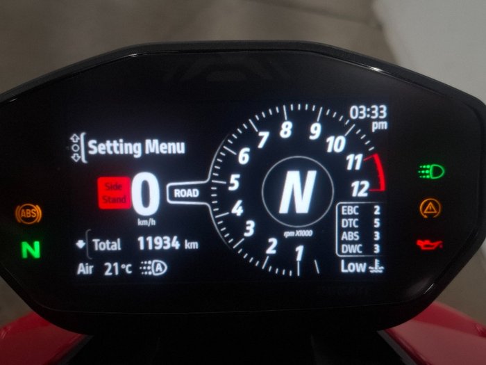 2022 DUCATI STREETFIGHTER V2 Red