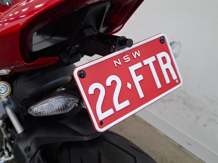 2022 DUCATI STREETFIGHTER V2 Red