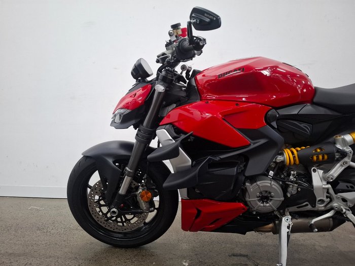 2022 DUCATI STREETFIGHTER V2 Red