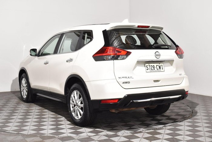 2017 Nissan X-TRAIL ST