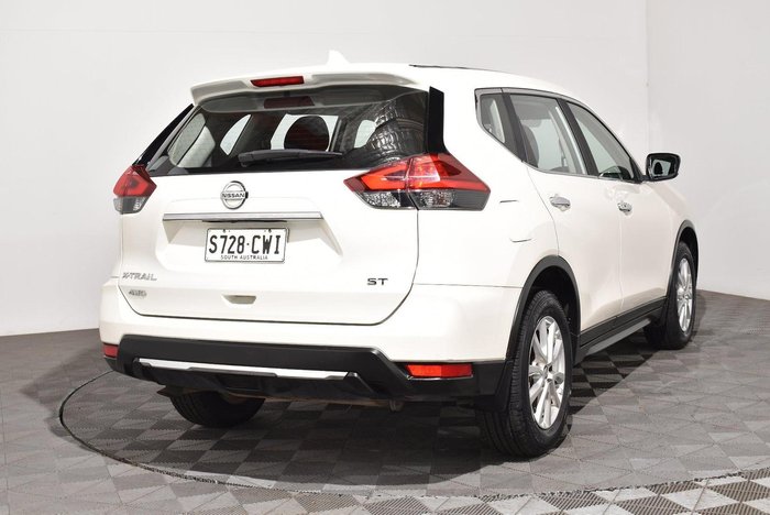 2017 Nissan X-TRAIL ST