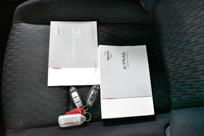 2017 Nissan X-TRAIL ST