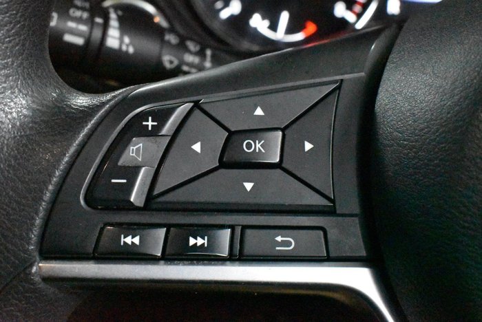 2017 Nissan X-TRAIL ST