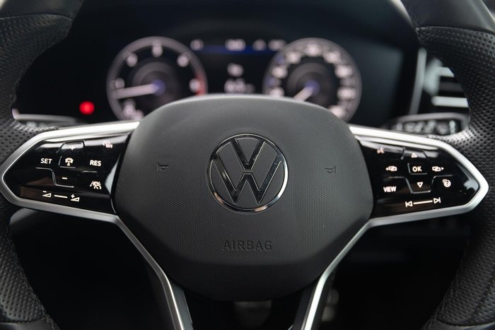 2020 Volkswagen Touareg 210TDI R-Line