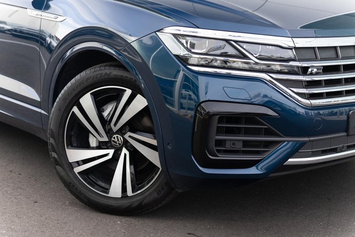 2020 Volkswagen Touareg 210TDI R-Line