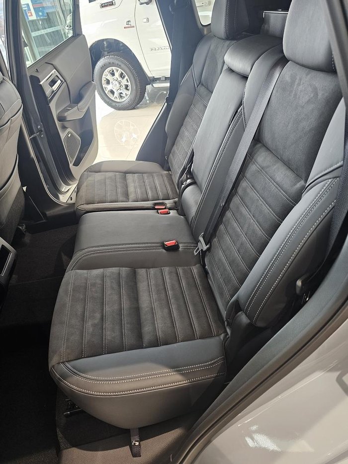 2026 Mitsubishi Outlander Aspire
