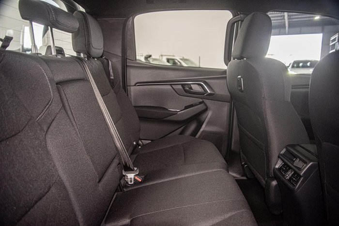 2026 Isuzu D-MAX X-RIDER