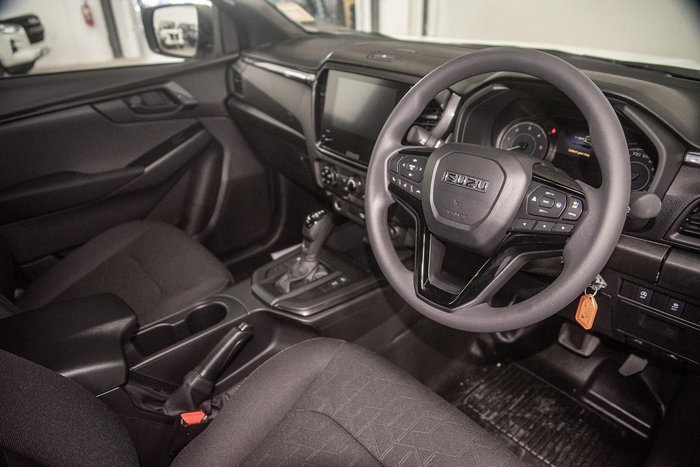 2026 Isuzu D-MAX X-RIDER