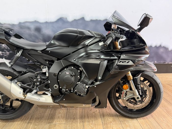 2025 Yamaha YZF-R1 MDNMD MAT