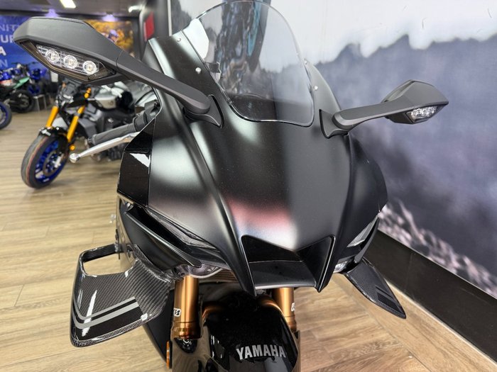 2025 Yamaha YZF-R1 MDNMD MAT